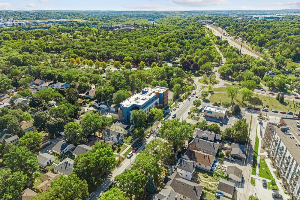 4745 Minnehaha Avenue #205 Minneapolis, MN 55406