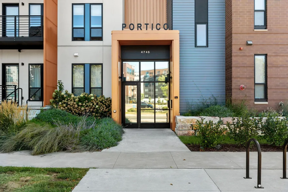 4745 Minnehaha Avenue #205 Minneapolis, MN 55406