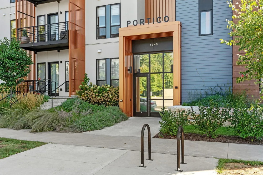 4745 Minnehaha Avenue #205 Minneapolis, MN 55406