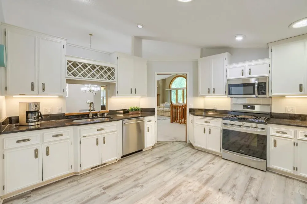 18100 Judicial Way Lakeville, MN 55044