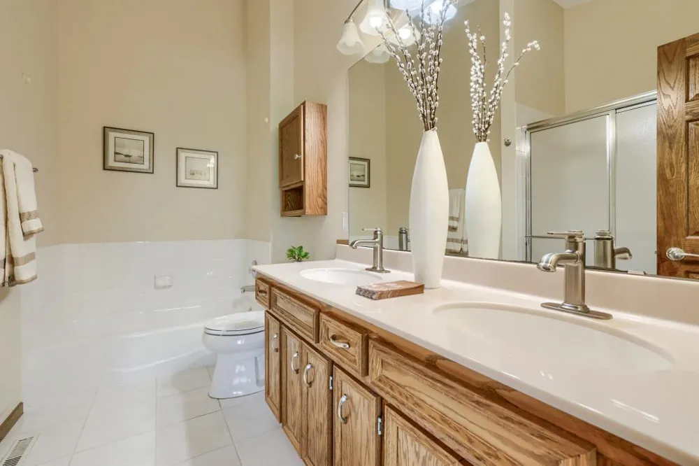 18100 Judicial Way Lakeville, MN 55044