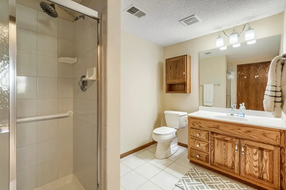 18100 Judicial Way Lakeville, MN 55044