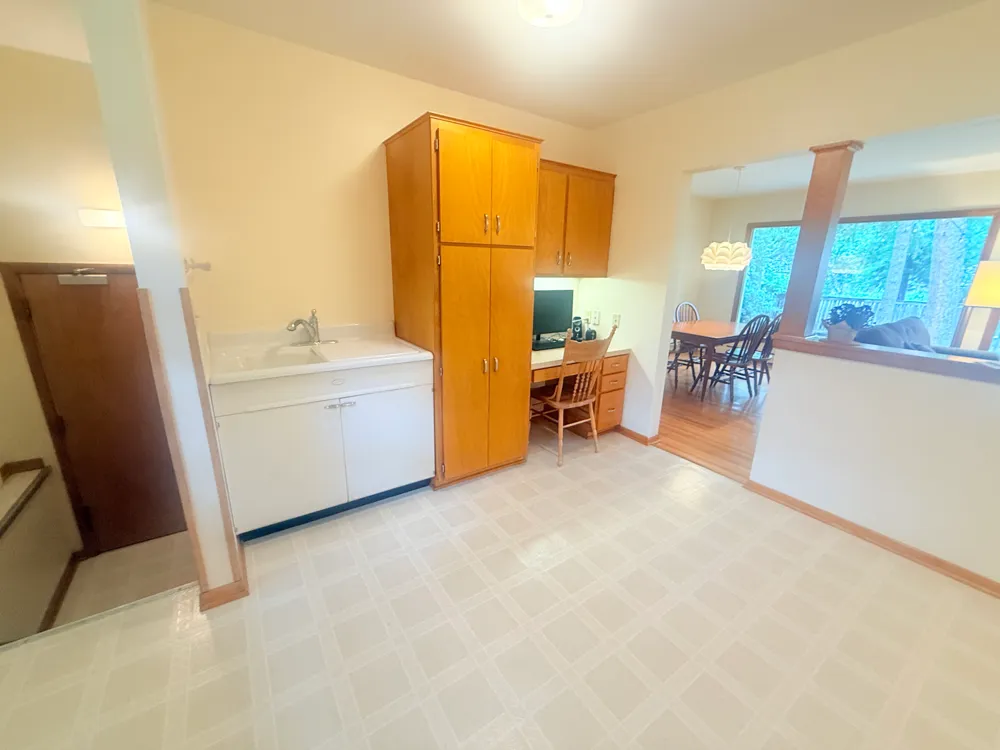 1807 Birch Lake Avenue White Bear Lake, MN 55110