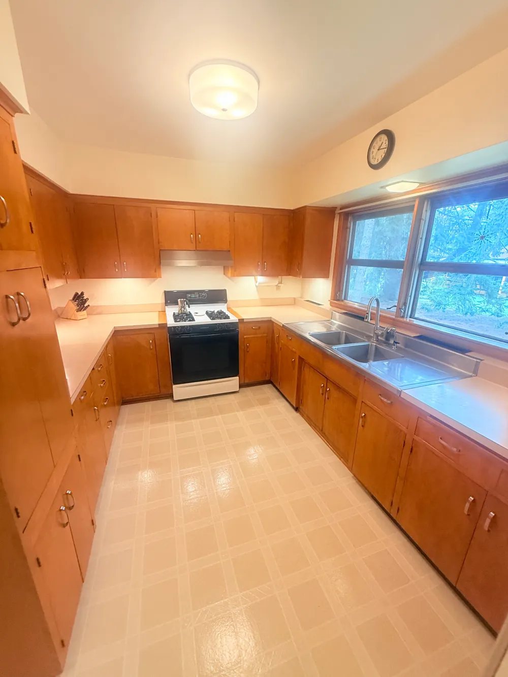 1807 Birch Lake Avenue White Bear Lake, MN 55110