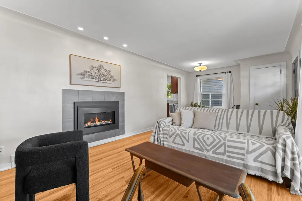 5821 Irving Avenue S Minneapolis, MN 55419