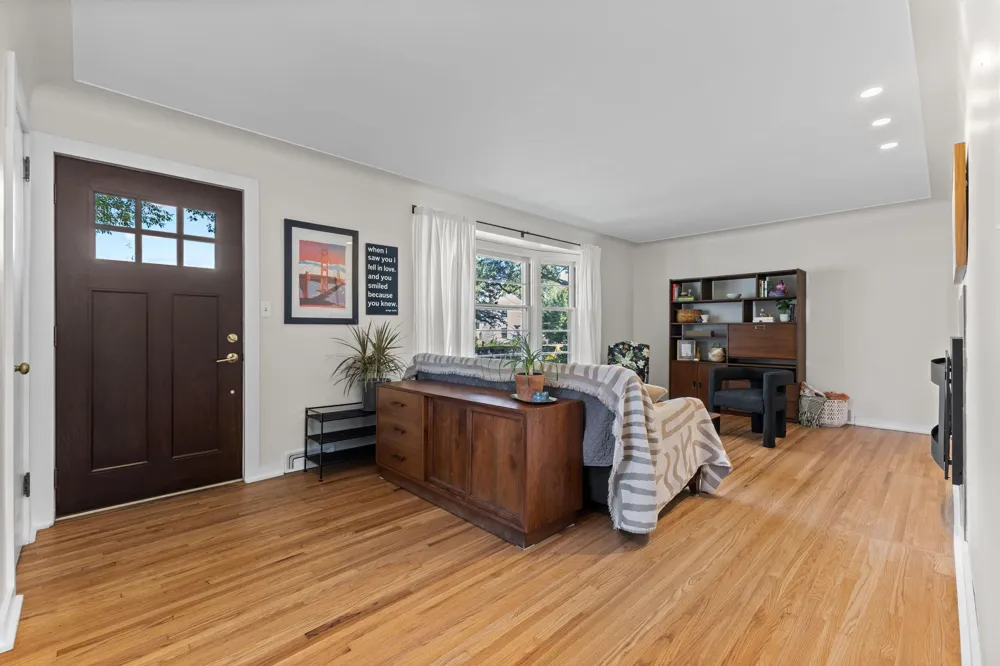 5821 Irving Avenue S Minneapolis, MN 55419