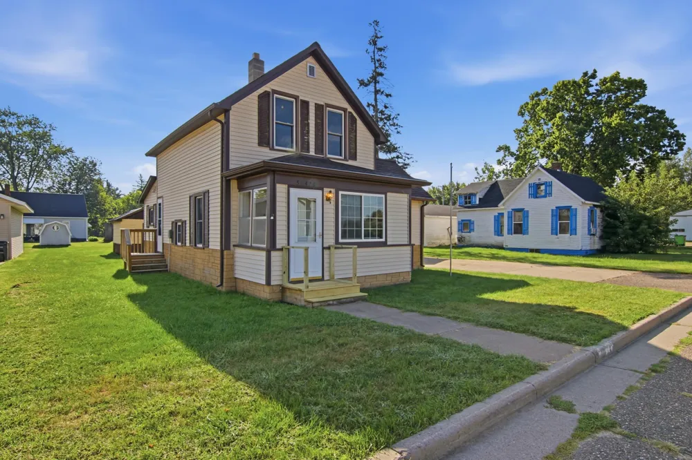 50476 S 2nd Street Eleva, WI 54738