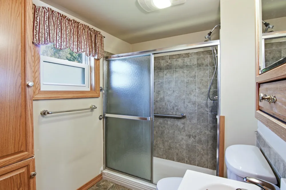 50476 S 2nd Street Eleva, WI 54738
