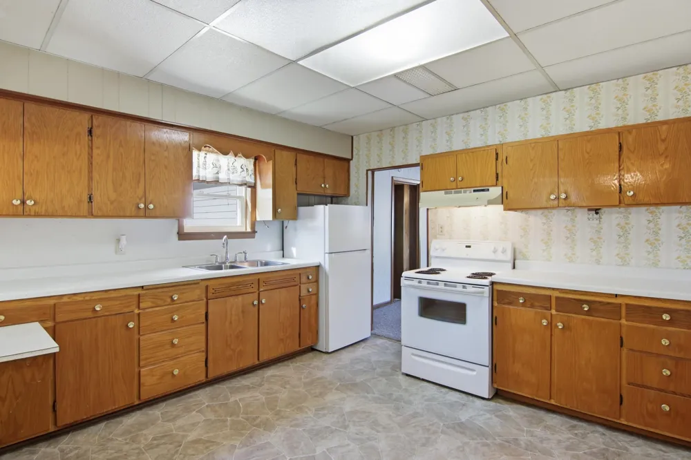 50476 S 2nd Street Eleva, WI 54738