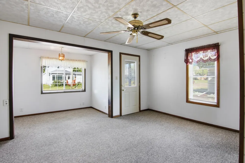 50476 S 2nd Street Eleva, WI 54738
