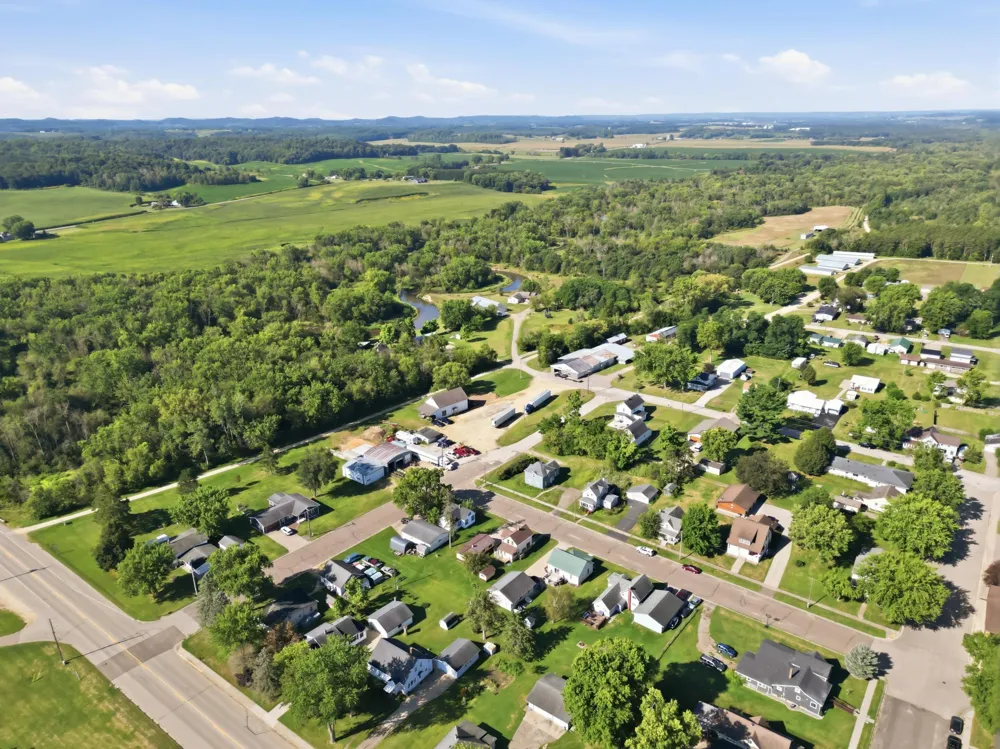 50476 S 2nd Street Eleva, WI 54738