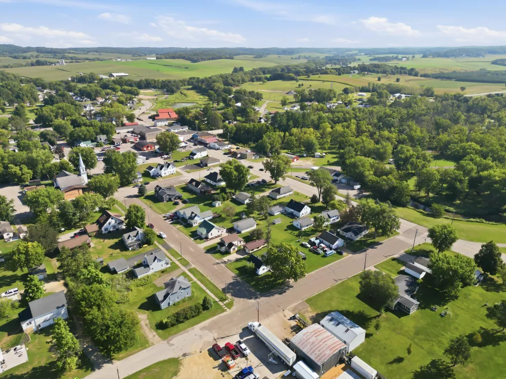 50476 S 2nd Street Eleva, WI 54738