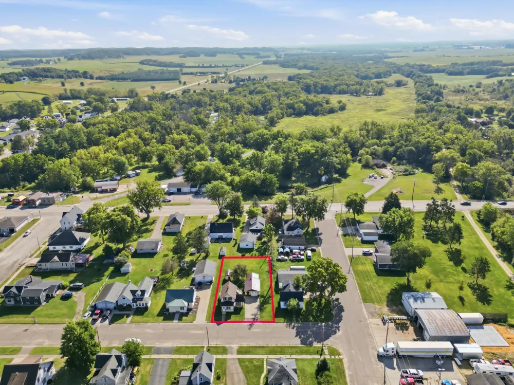 50476 S 2nd Street Eleva, WI 54738