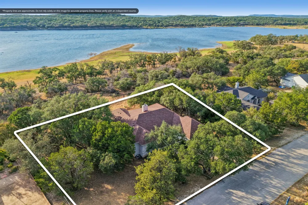 21513 Lakefront Drive Lago Vista, TX 78645