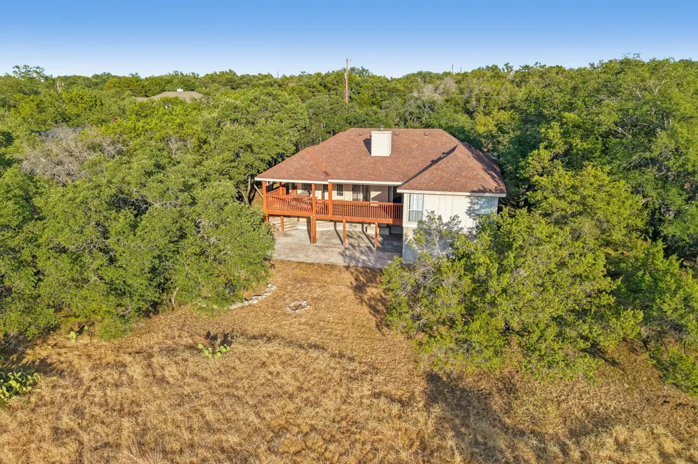 21513 Lakefront Drive Lago Vista, TX 78645