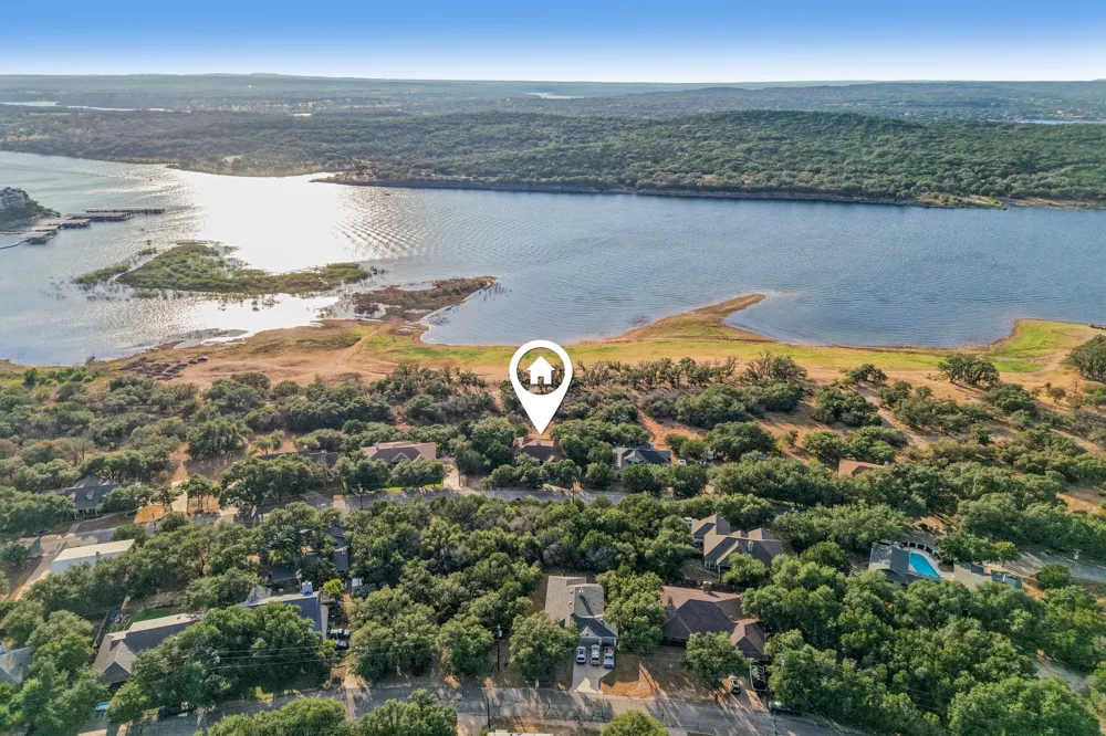 21513 Lakefront Drive Lago Vista, TX 78645