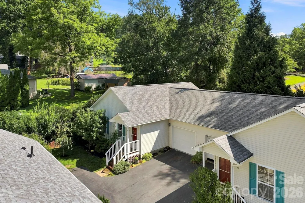 8A Bent Grass Court Black Mountain, NC 28711