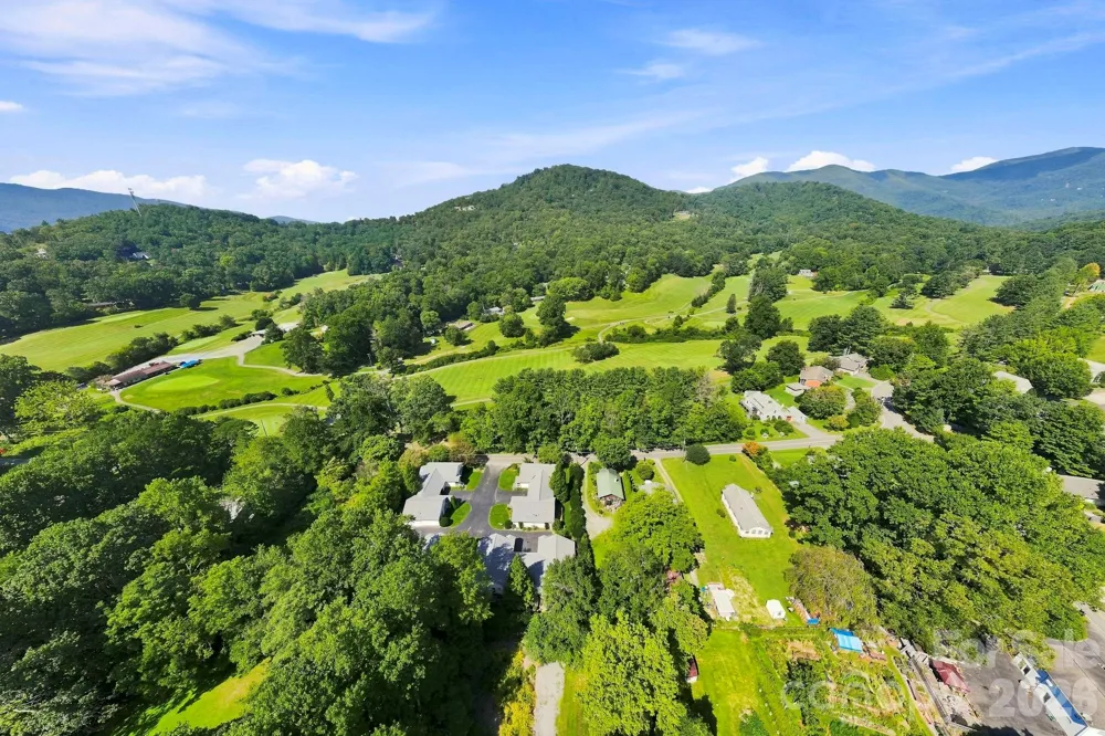 8A Bent Grass Court Black Mountain, NC 28711