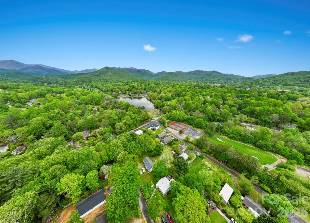 8A Bent Grass Court Black Mountain, NC 28711