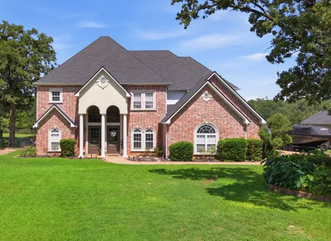 10936 Deer Creek Drive