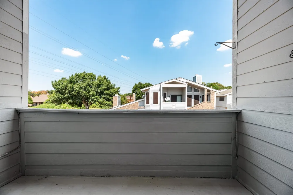 17490 Meandering Way #202 Dallas, TX 75252