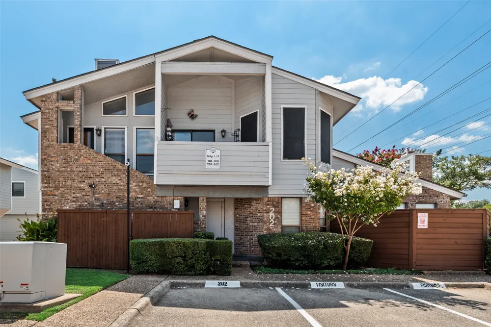 17490 Meandering Way #202 Dallas, TX 75252