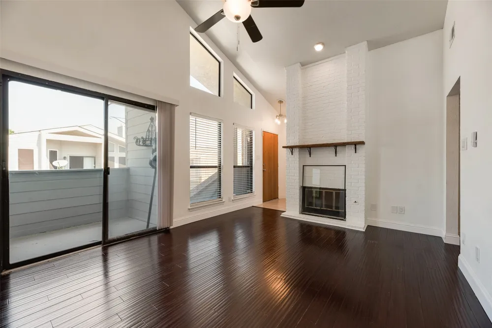17490 Meandering Way #202 Dallas, TX 75252