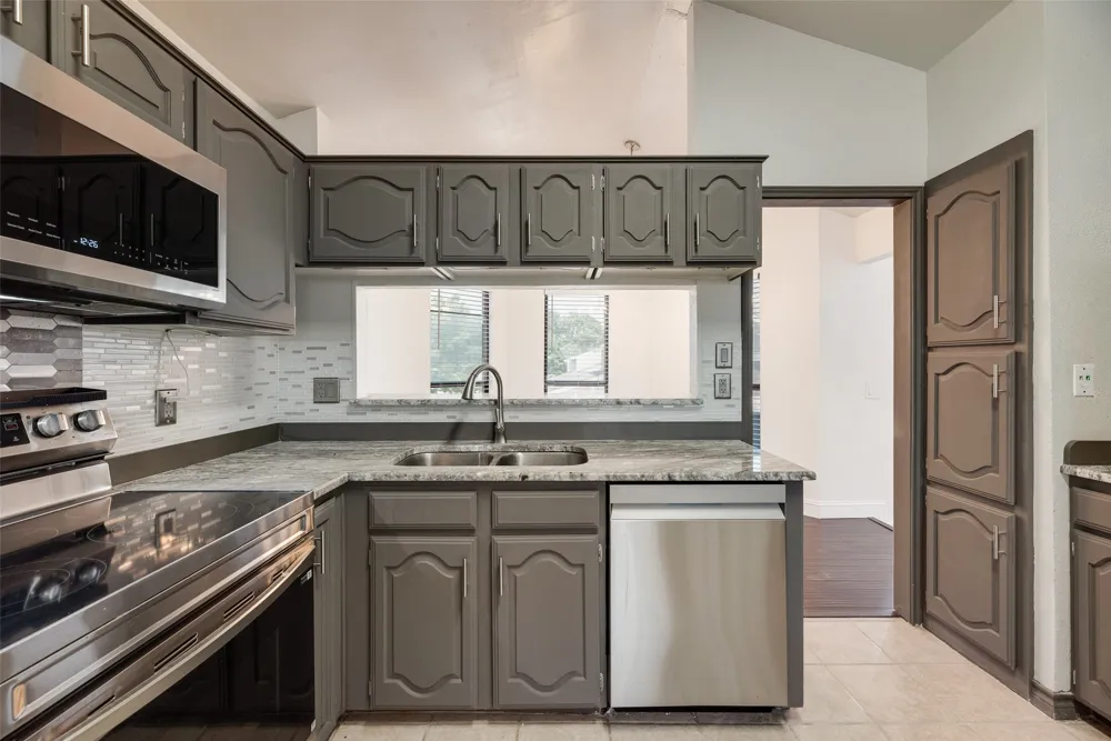 17490 Meandering Way #202 Dallas, TX 75252