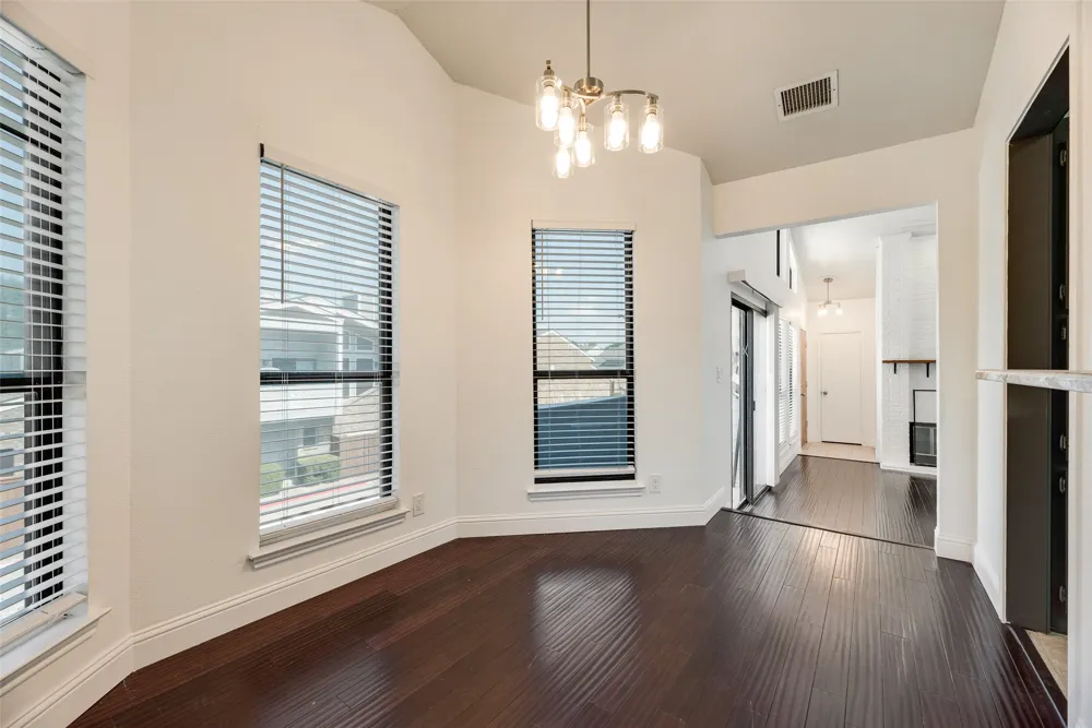 17490 Meandering Way #202 Dallas, TX 75252