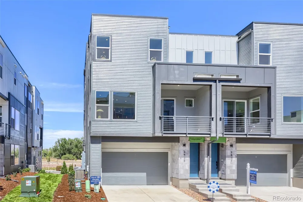 3435 W Elmhurst Place Littleton, CO 80120