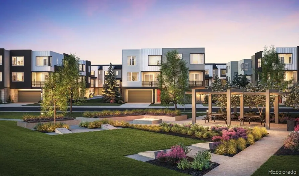 3435 W Elmhurst Place Littleton, CO 80120