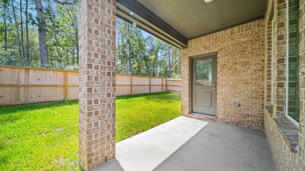 13111 Pine Trace Street Montgomery, TX 77316