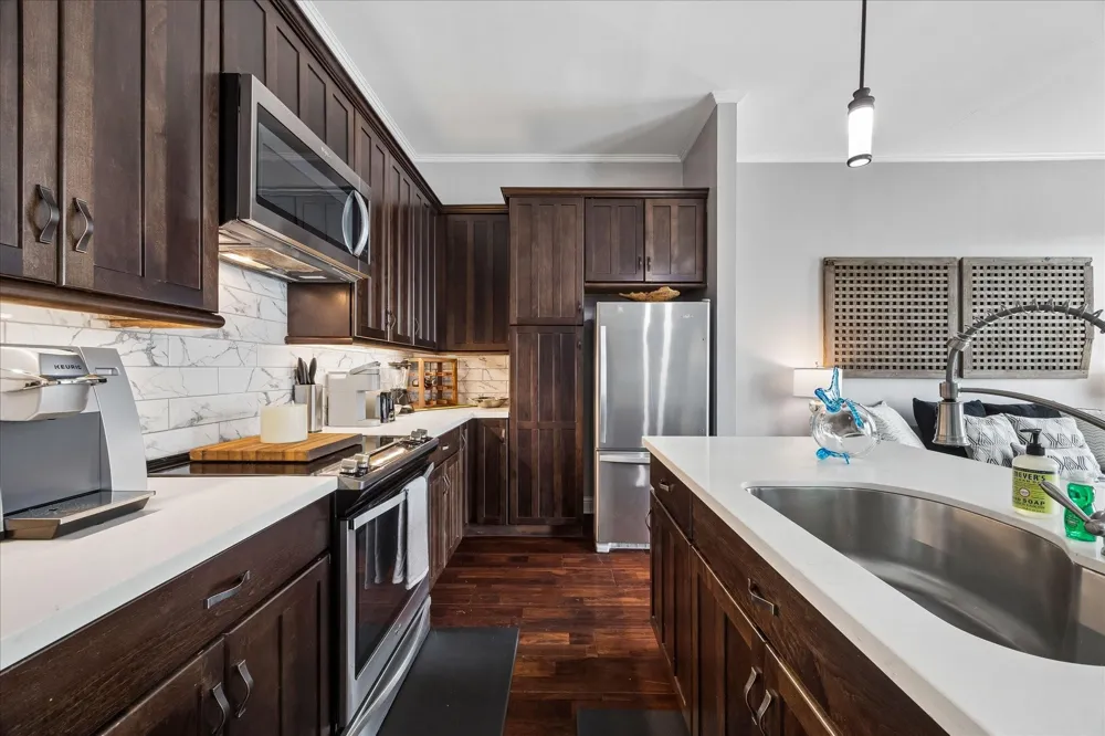 222 20th Street Galveston, TX 77550