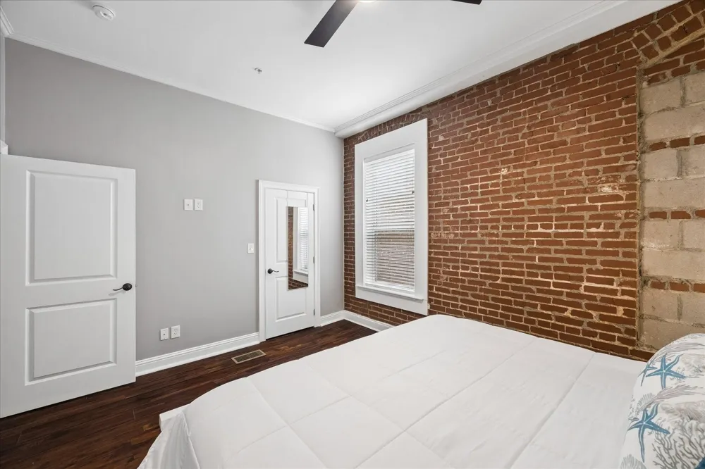 222 20th Street Galveston, TX 77550