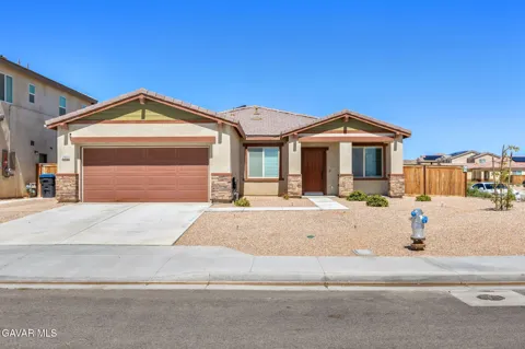 2800 La Calle Audaz Avenue