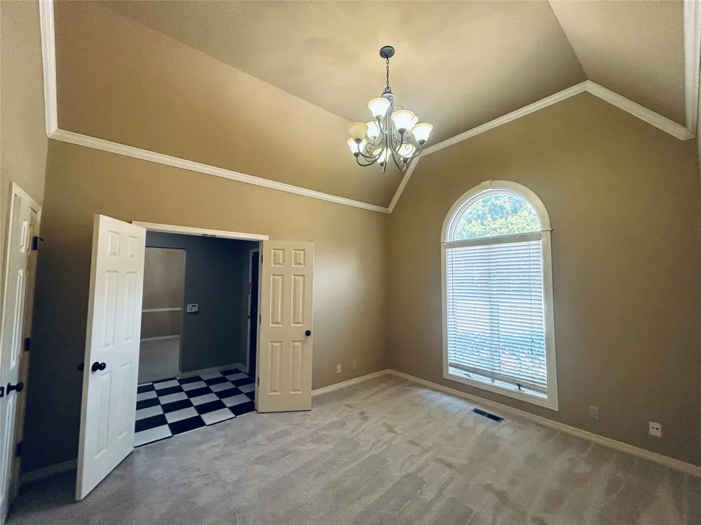 3622 E 87th Street Tulsa, OK 74137