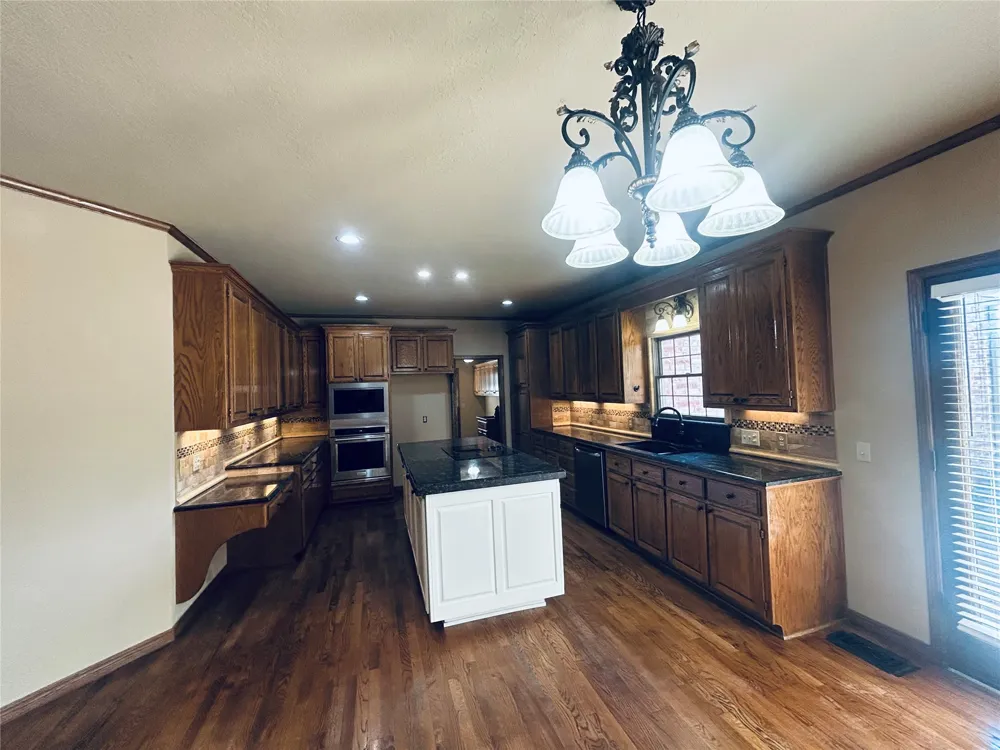3622 E 87th Street Tulsa, OK 74137