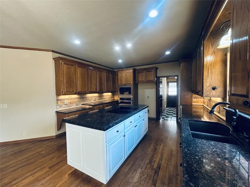3622 E 87th Street Tulsa, OK 74137