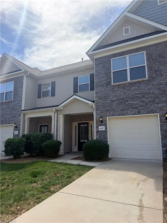 4022 Canterwood Drive Greensboro, NC 27410