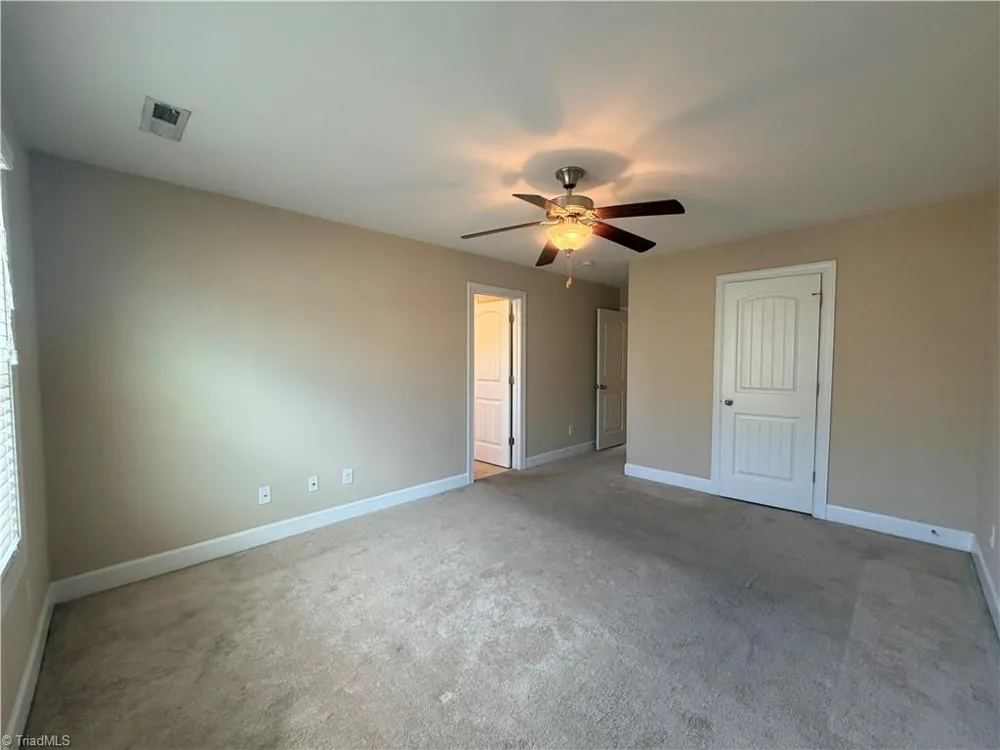 4022 Canterwood Drive Greensboro, NC 27410