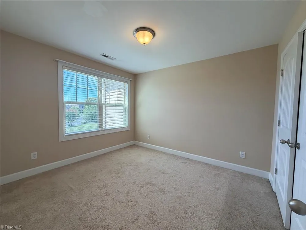4022 Canterwood Drive Greensboro, NC 27410