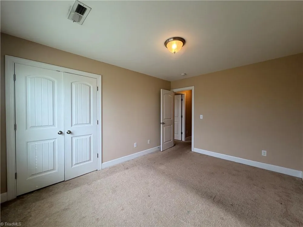 4022 Canterwood Drive Greensboro, NC 27410