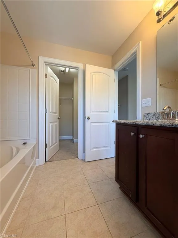 4022 Canterwood Drive Greensboro, NC 27410