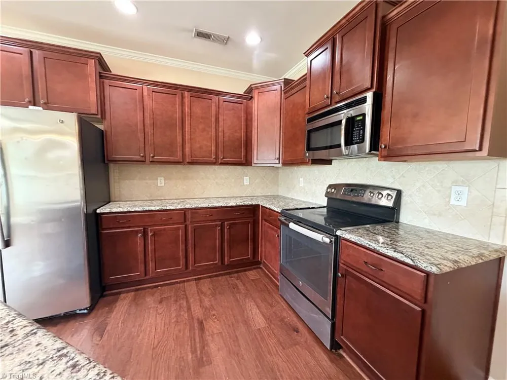4022 Canterwood Drive Greensboro, NC 27410