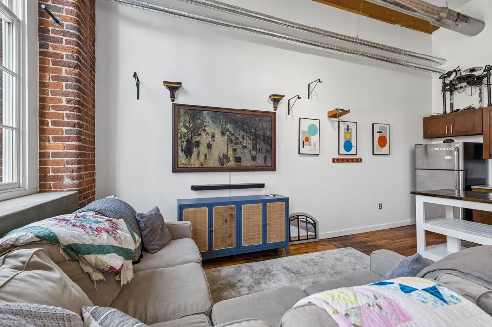 1350 Rosa L Parks Blvd #336 Nashville, TN 37208