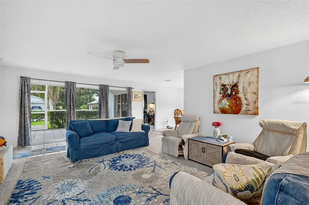 7283 ELEANOR CIRCLE Sarasota, FL 34243