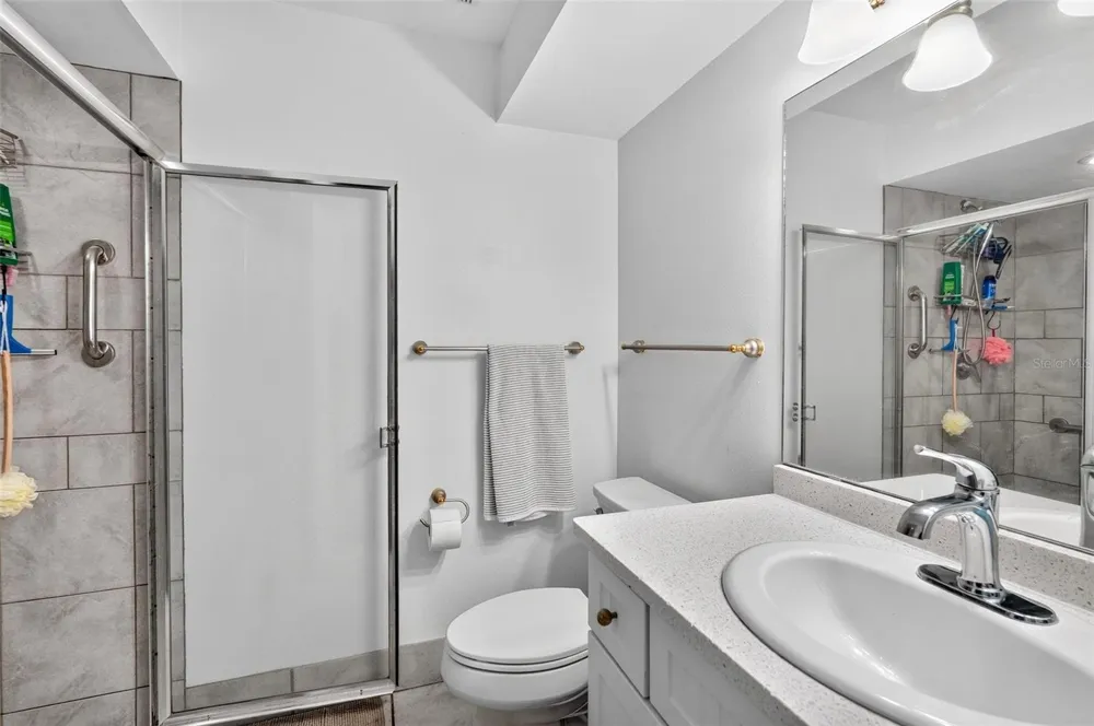 7283 ELEANOR CIRCLE Sarasota, FL 34243