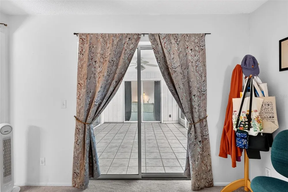 7283 ELEANOR CIRCLE Sarasota, FL 34243