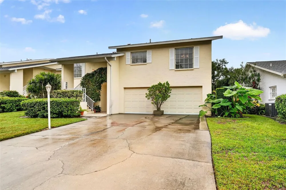 7283 ELEANOR CIRCLE Sarasota, FL 34243