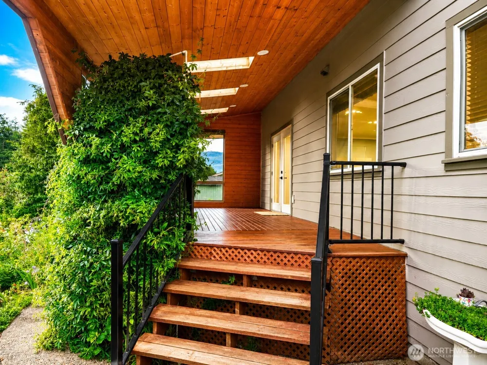 1918 109th Avenue Ct E Edgewood, WA 98372